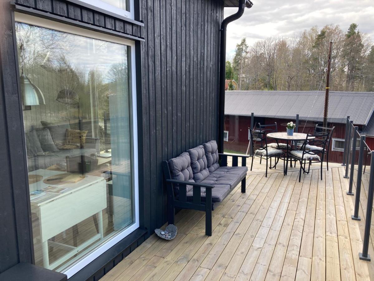 Cabin In The Woods, Close To Lake Maelaren 에스킬스투나 외부 사진